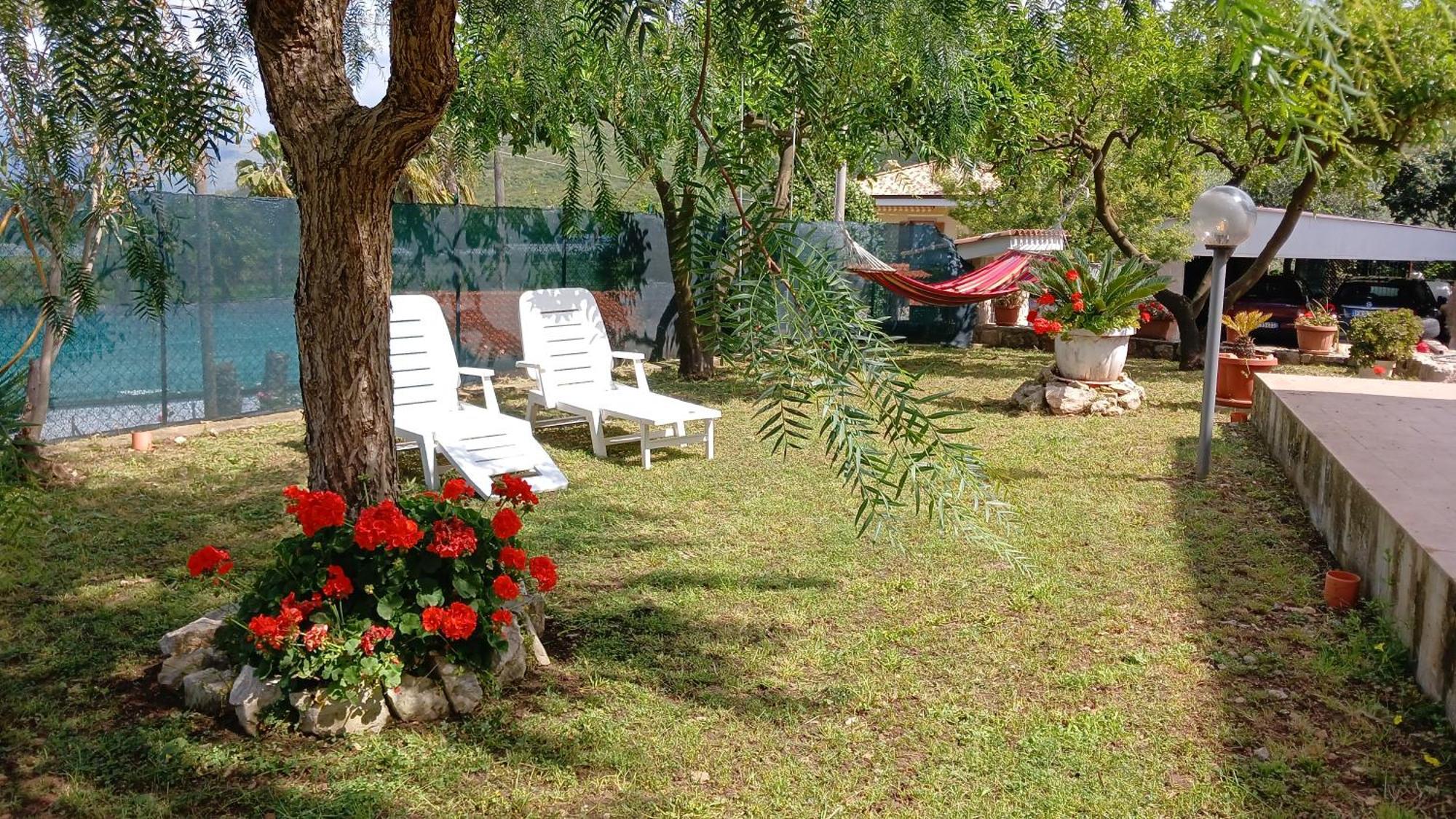 Appartamento In Collina Фонди Экстерьер фото